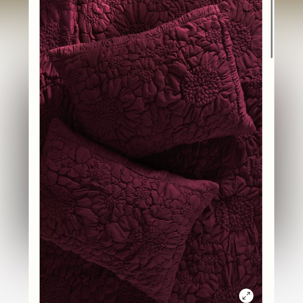 Anthropologie Dahlia Floral Jersey Shams Set of 2 Standard